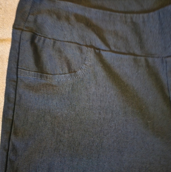 Christine Alexander Stretch Capri Pants Size M - Picture 2 of 10